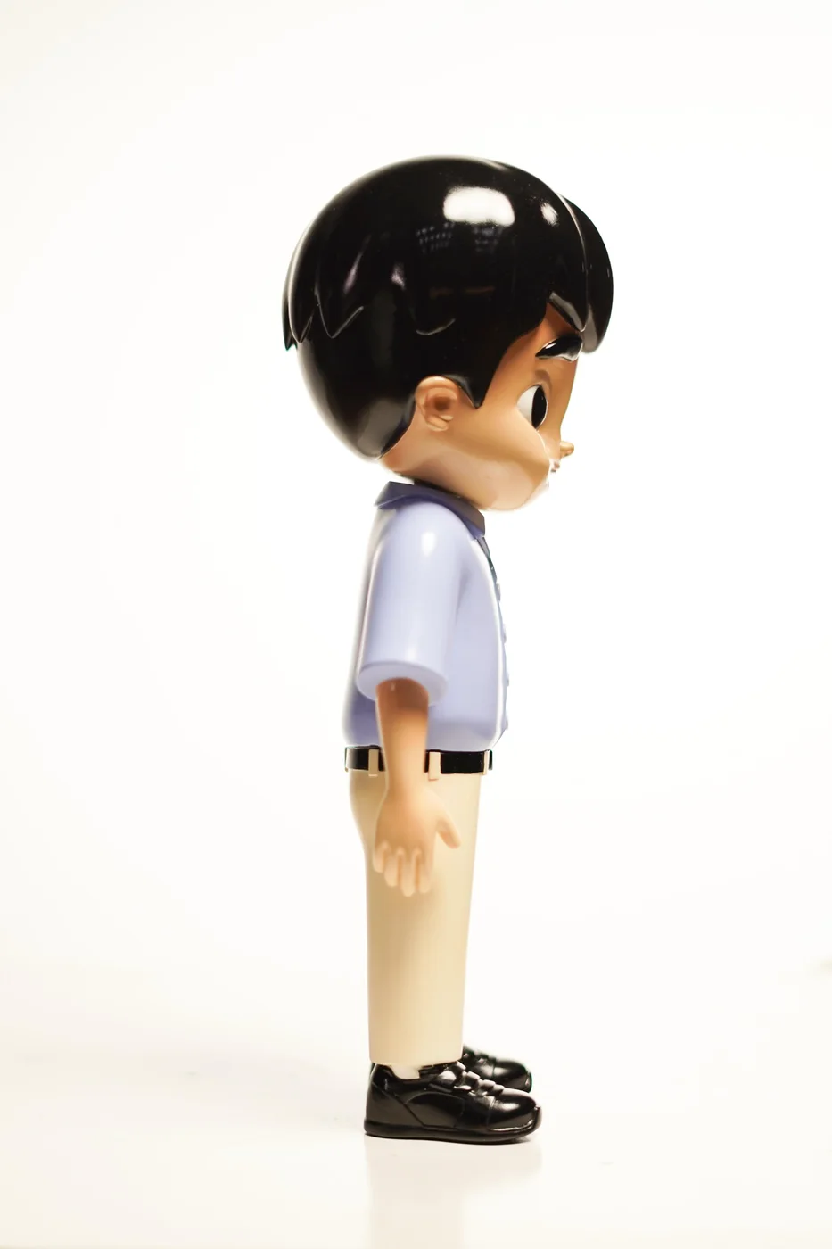 Side profile view