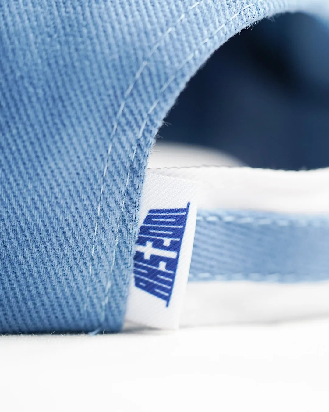Close detail of the cap